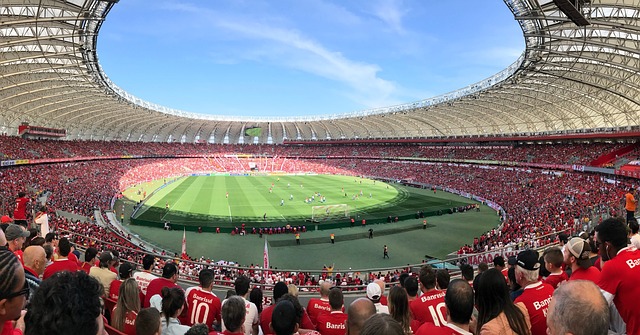 斯位居次席 斯位居次席